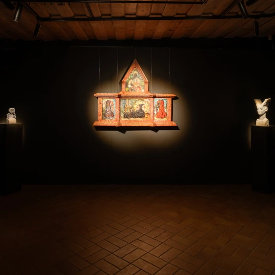 UMI Galerijoje – grupinė paroda „Nukritę į viršų“