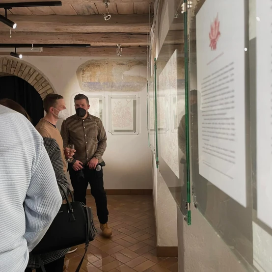 Užupio meno inkubatoriaus galerijoje „Galera“ atidaryta Povilo Gavorkos grafikos darbų paroda „Pasąmonės versmė“